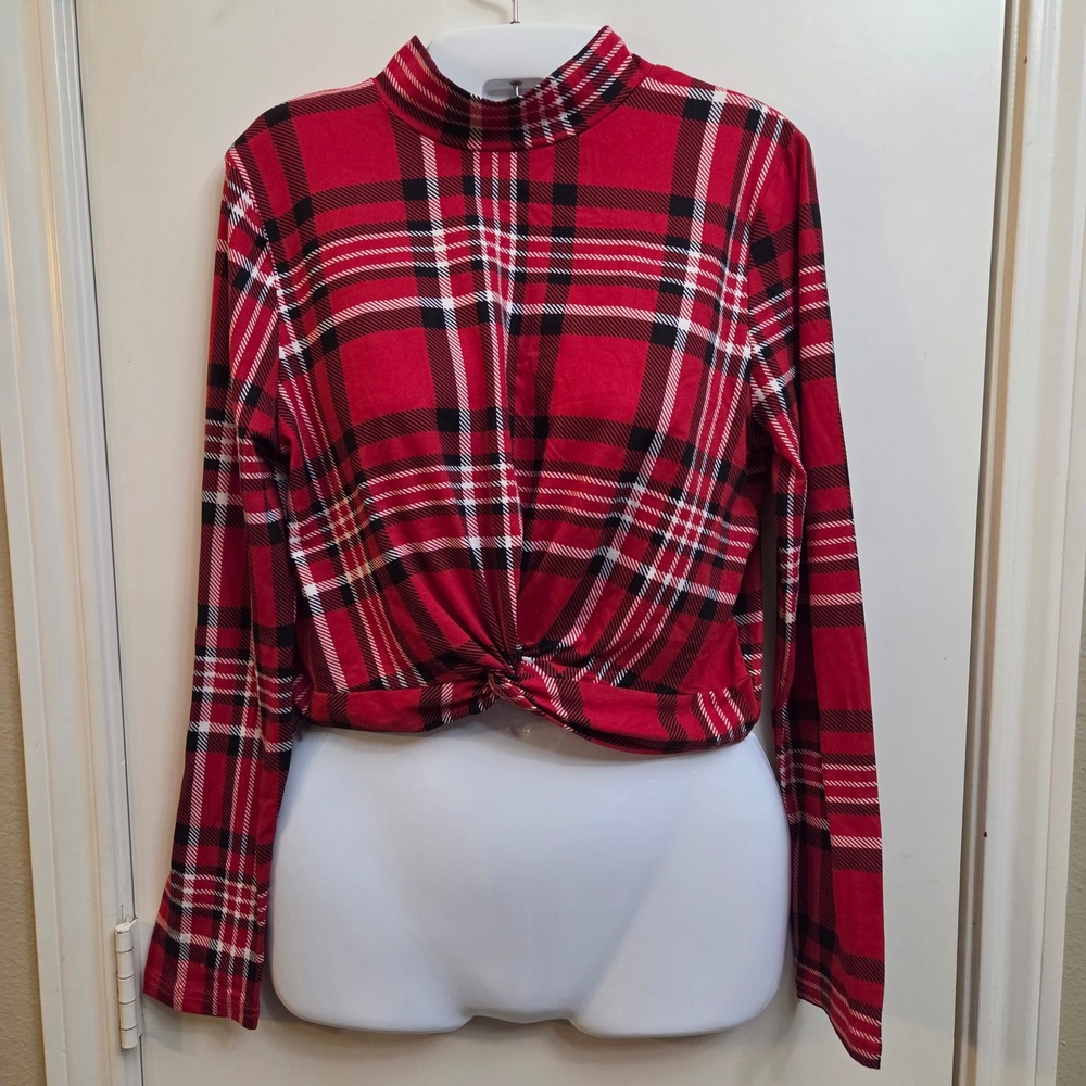 Full Circle Trends Red Plaid Mock Neck Twist Front Crop Top Long Sleeve Large